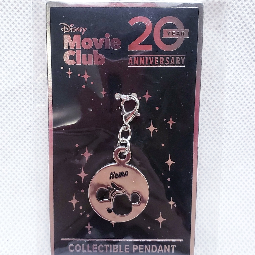 Disney movie club 20 year anniversary Nemo Charm - Picture 1 of 2